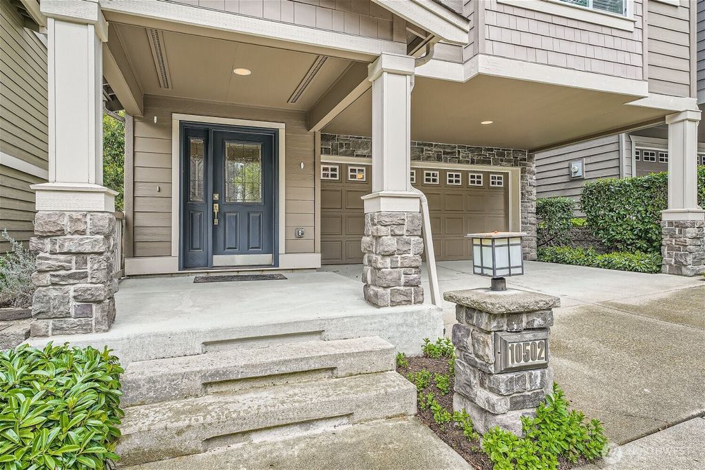 Photo of 10502 SE 10th Court #9, Bellevue, WA 98004 (MLS # 2388794)