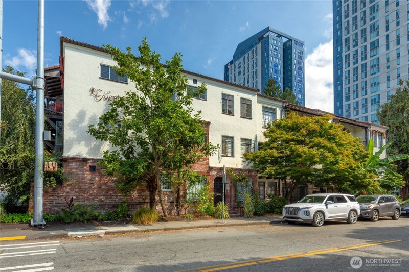 4204 11th Avenue NE 17