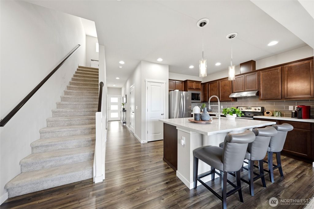Photo of 7919 19th Drive SE, Everett, WA 98203 (MLS # 2517585)