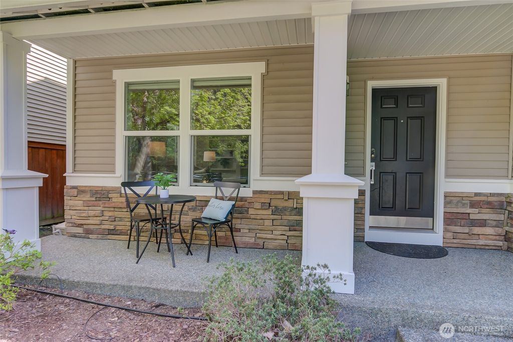 Photo of 1916 251st Place SE, Sammamish, WA 98075 (MLS # 2367057)