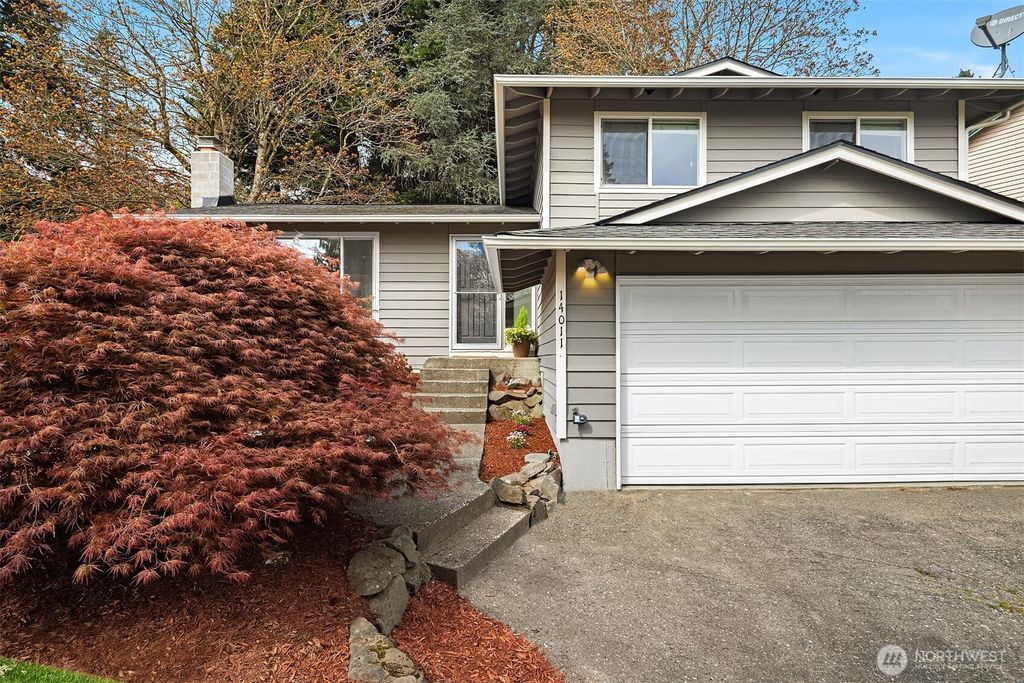 Photo of 14011 98th Avenue NE, Kirkland, WA 98034 (MLS # 2510497)