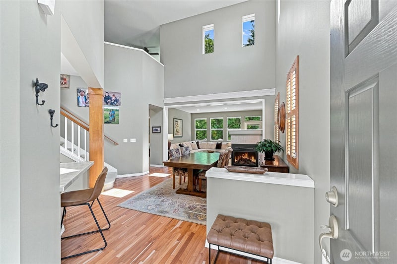 12026 Big Leaf Way NE