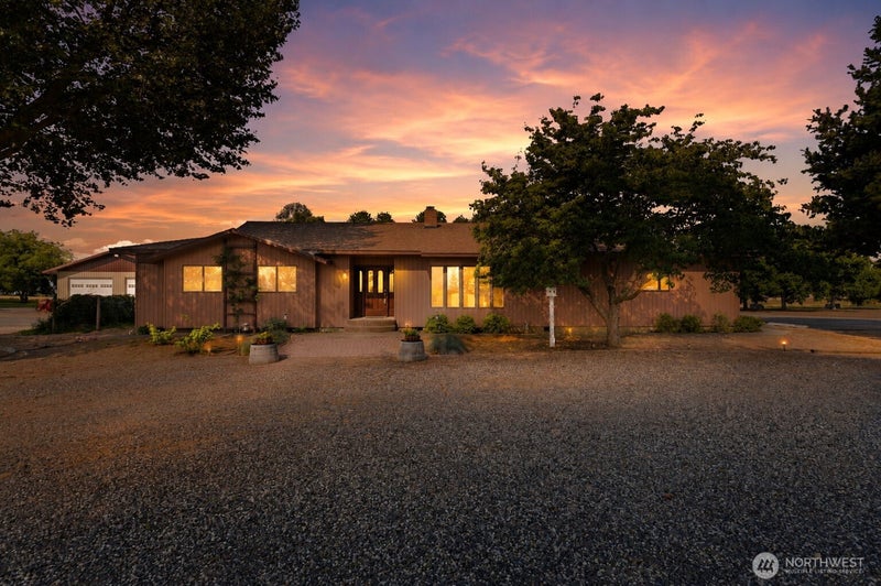 3011 Birch Road