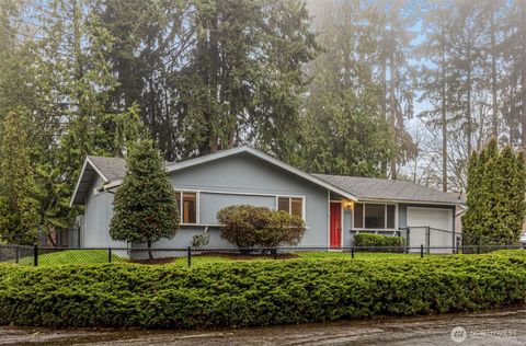 Photo of 2322 Bryce Canyon Court, Puyallup, WA 98374 (MLS # 2497250)
