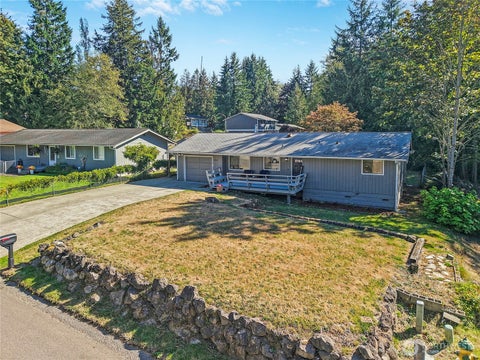 Photo of 6910 E Cascade Drive, Port Orchard, WA 98366 (MLS # 2585278)
