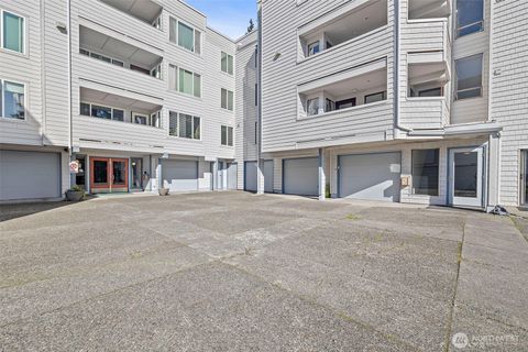 17417 Ashworth Avenue N 201 Shoreline WA 98133