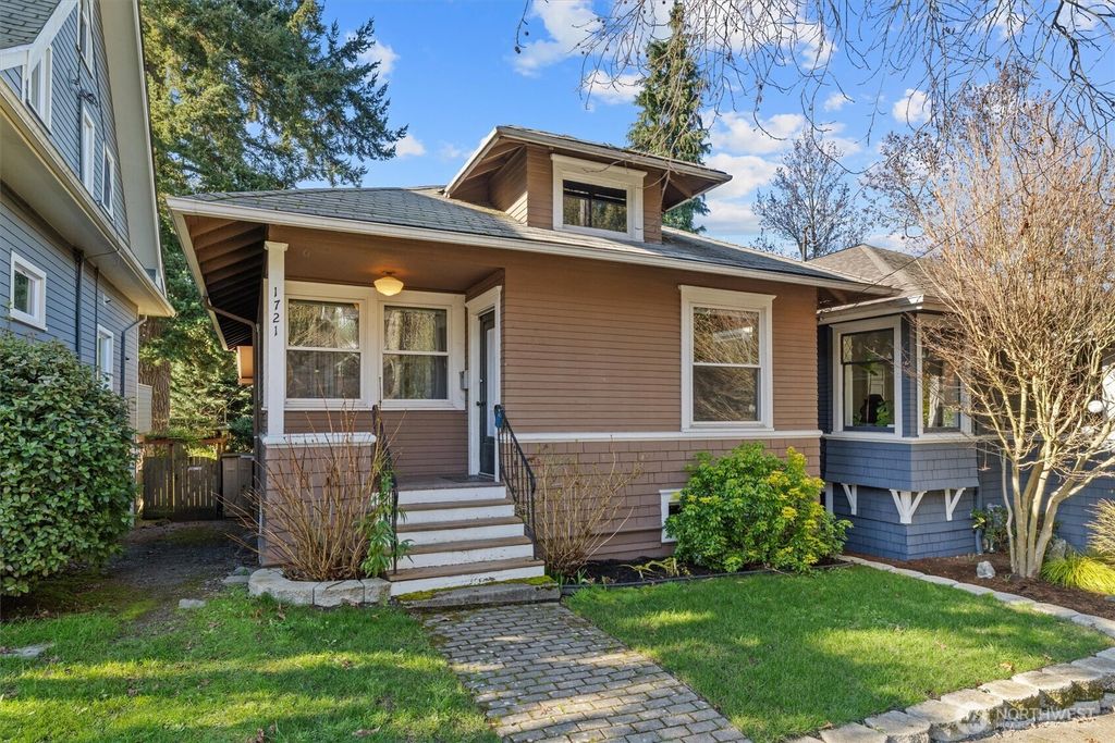 Photo of 1721 3rd Avenue N, Seattle, WA 98109 (MLS # 2494449)