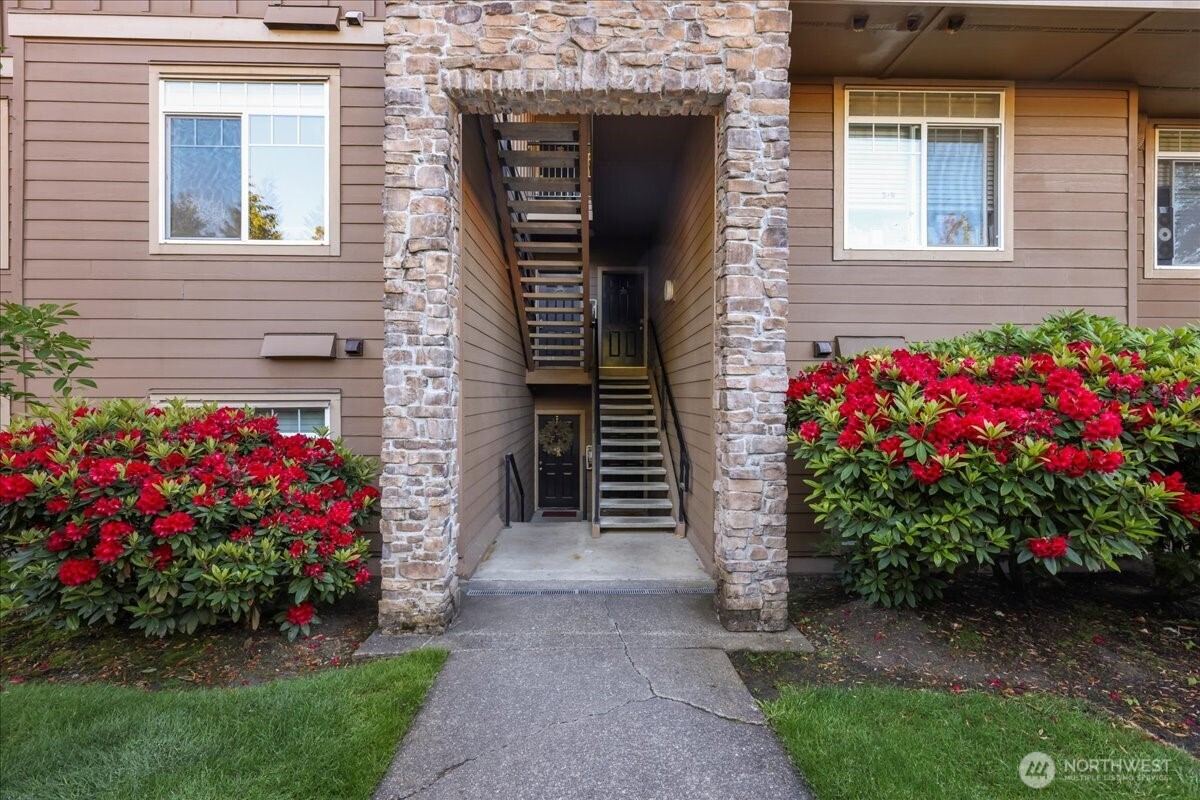 18930 Bothell Everett Hwy V201