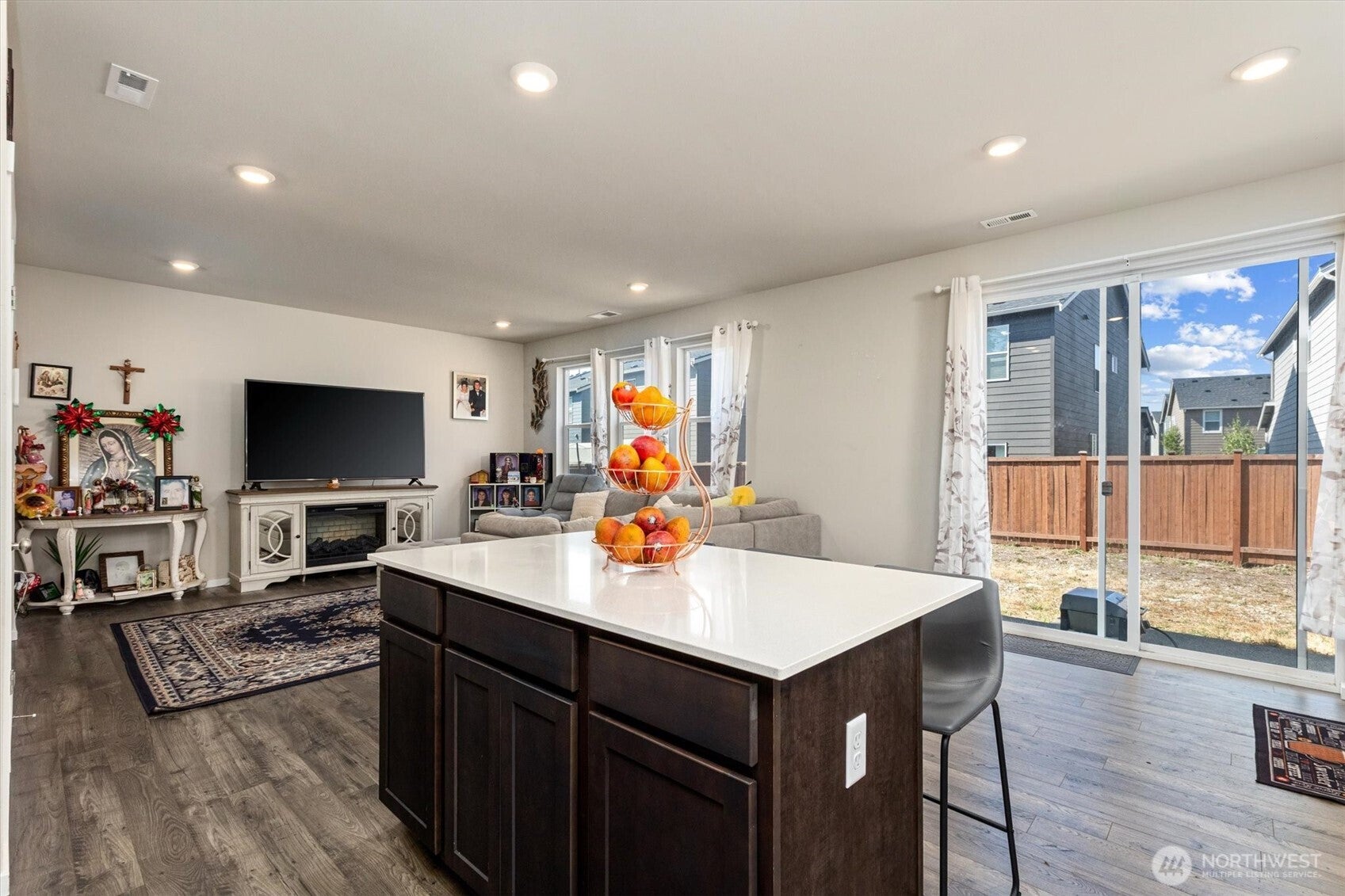 10815 188th Street E