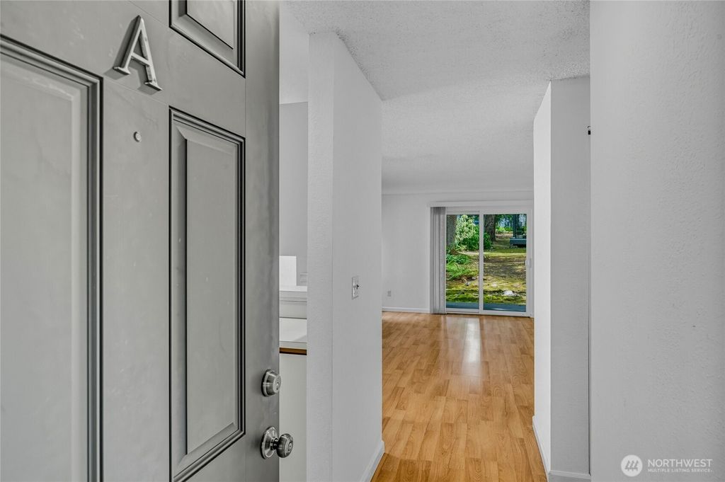 Photo of 14424 NE 30th Place #29A, Bellevue, WA 98007 (MLS # 2431084)