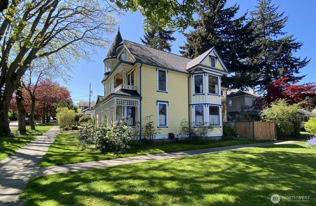Photo of 2824 N Lawrence Street, Tacoma, WA 98407 (MLS # 2518232)
