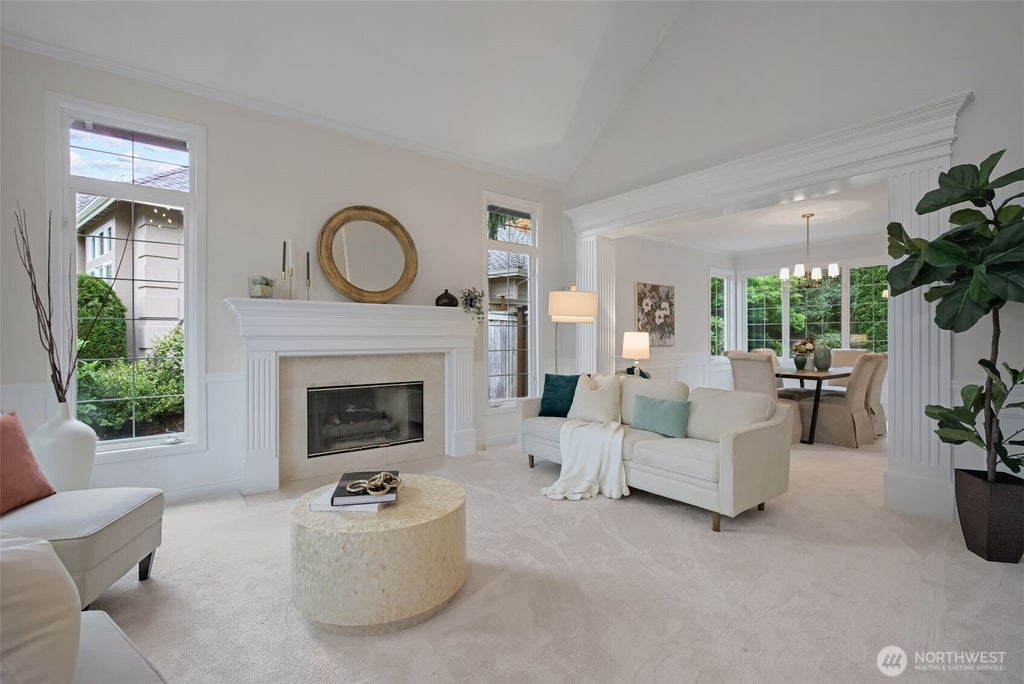 Photo of 26998 SE 22nd Way, Sammamish, WA 98075 (MLS # 2581561)