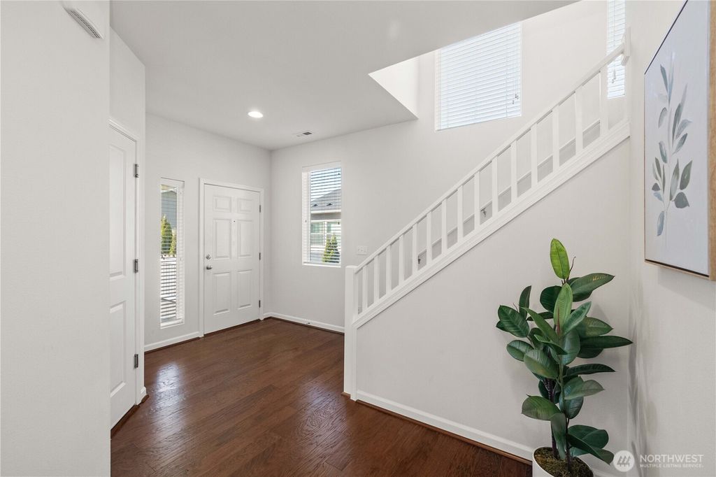 Photo of 27380 211th CT SE Ct, Maple Valley, WA 98038 (MLS # 2476558)