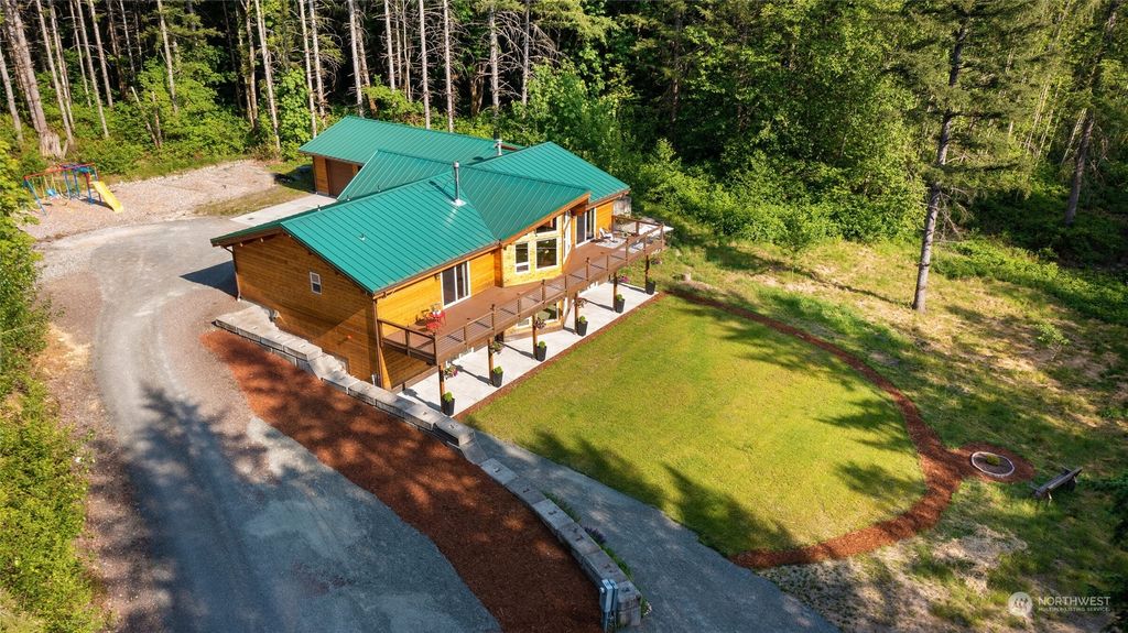 Photo of 33433 NE 102nd Way, Carnation, WA 98014 (MLS # 2077709)