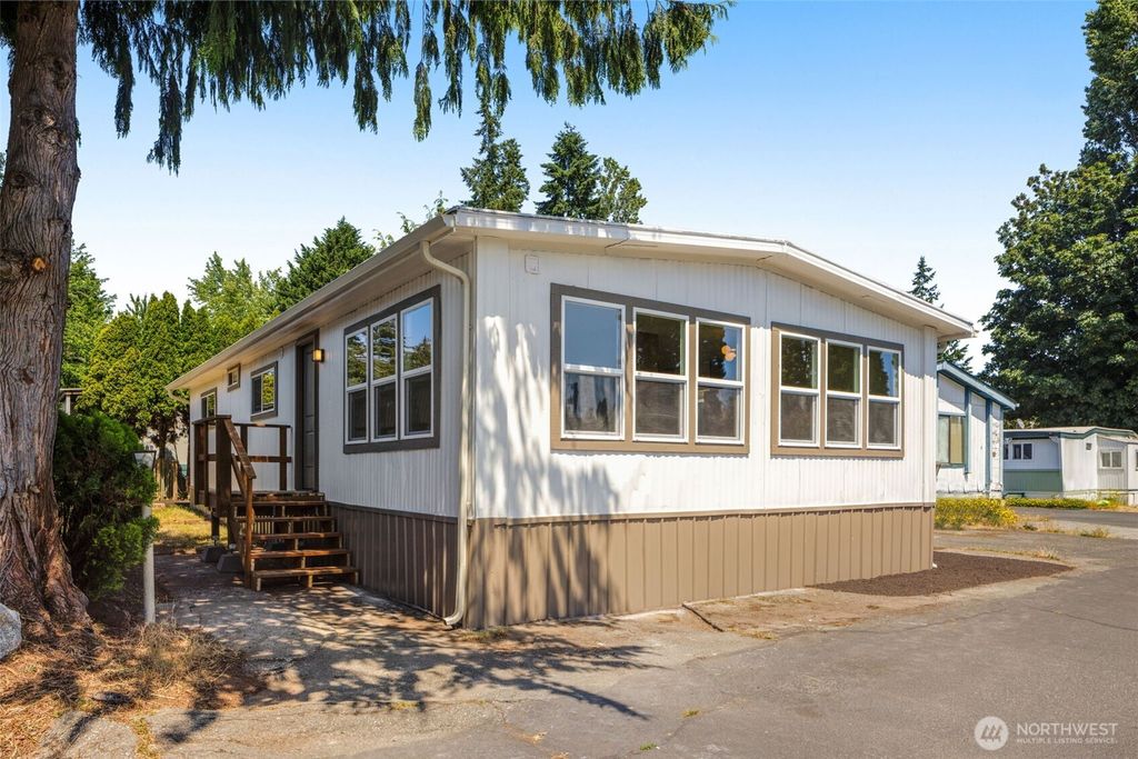 Photo of 24222 54th Avenue W #55, Mountlake Terrace, WA 98043 (MLS # 2395869)