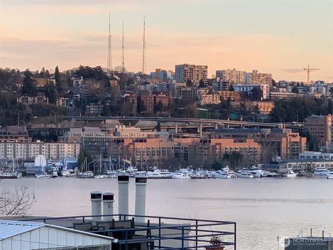2010 Waverly Place N Seattle WA 98109