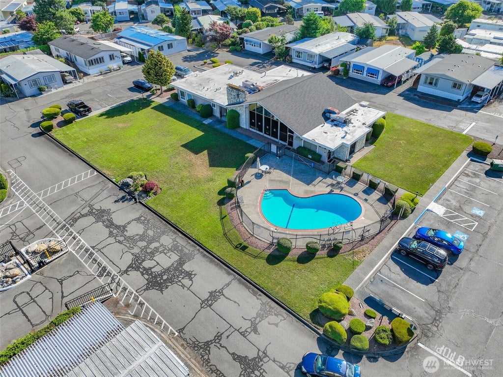 Photo of 2302 R Street SE #85, Auburn, WA 98002 (MLS # 2542945)