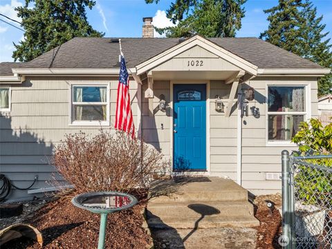 Photo of 1022 Sheridan Road, Bremerton, WA 98310 (MLS # 2464169)