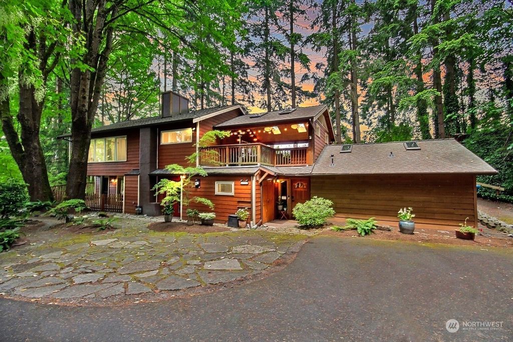Photo of 19420 12th Avenue NW, Shoreline, WA 98177 (MLS # 2127308)