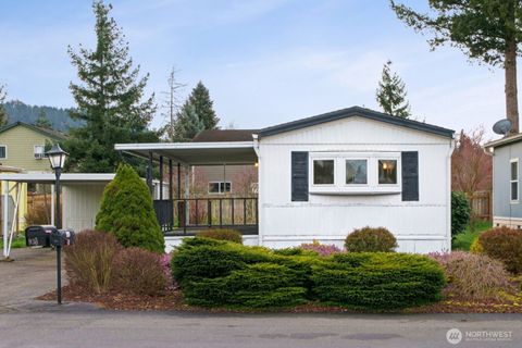 930 Mountain Villa Loop Enumclaw WA 98022