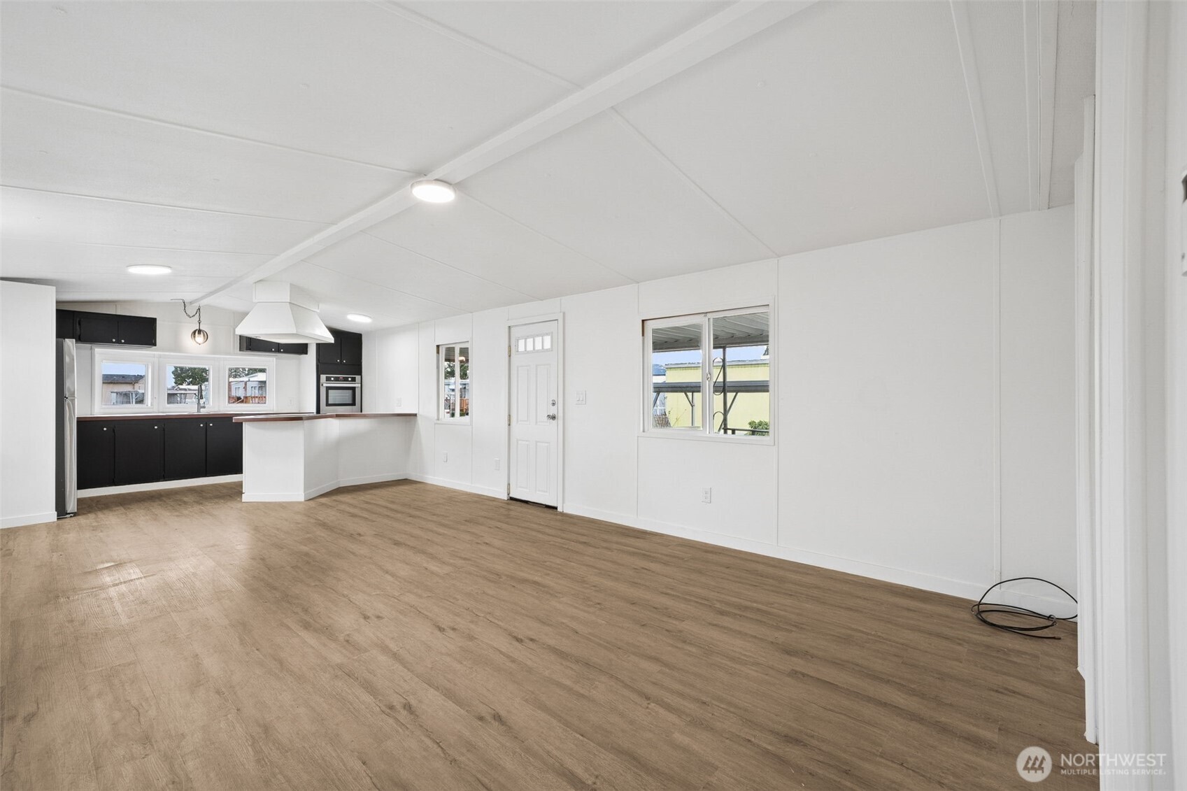 930 Mountain Villa Loop