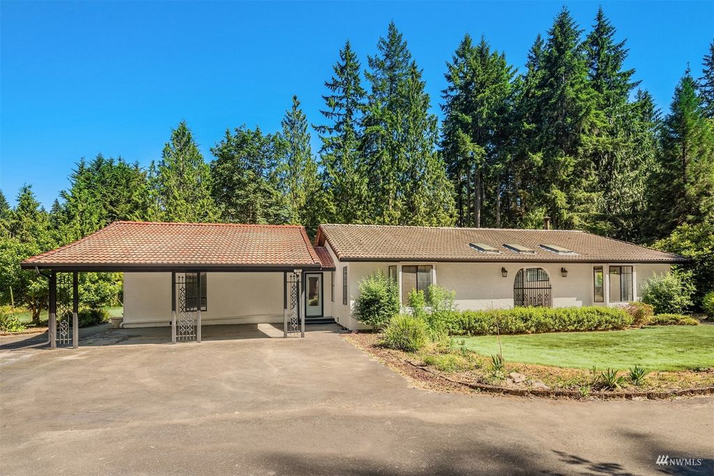 Photo of 15306 223rd Avenue NE, Woodinville, WA 98077 (MLS # 1993656)