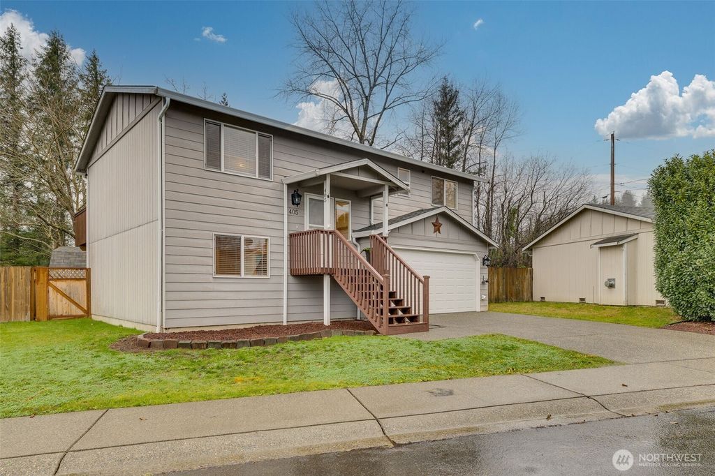 Photo of 405 Amberwood Circle, Sultan, WA 98294 (MLS # 2460225)