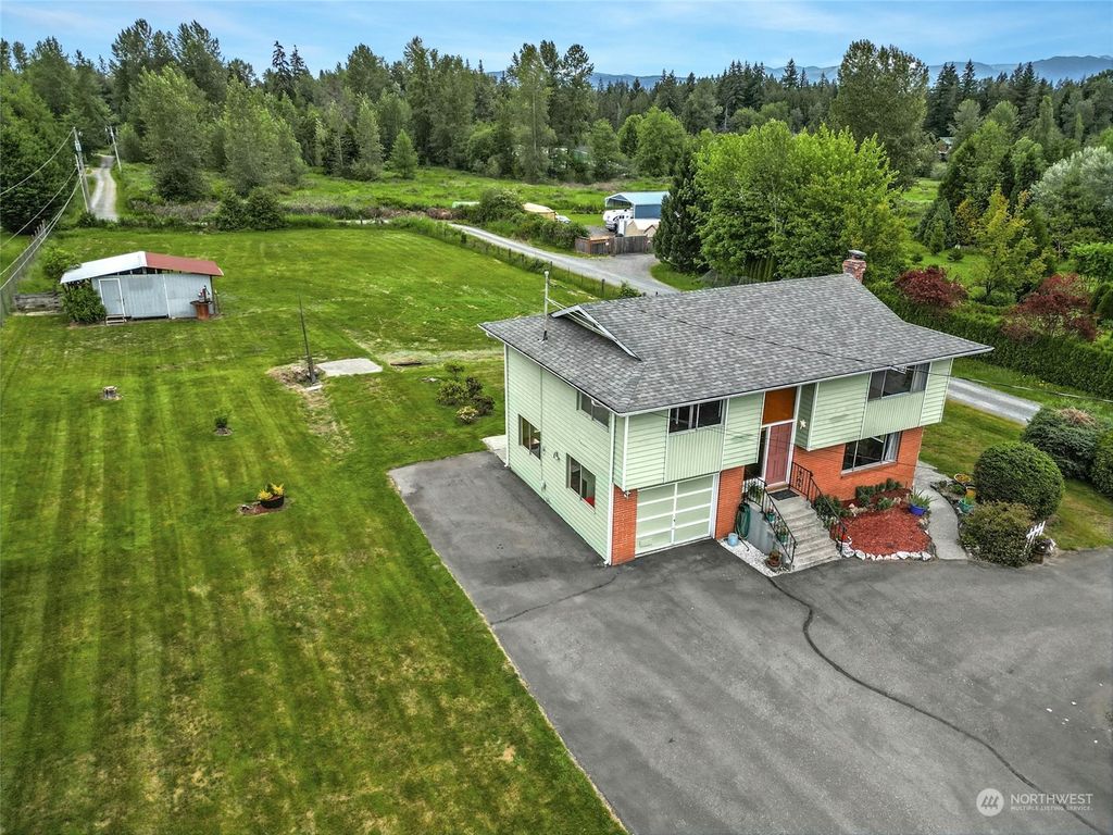 Photo of 12811 44th Street NE, Lake Stevens, WA 98258 (MLS # 2252872)