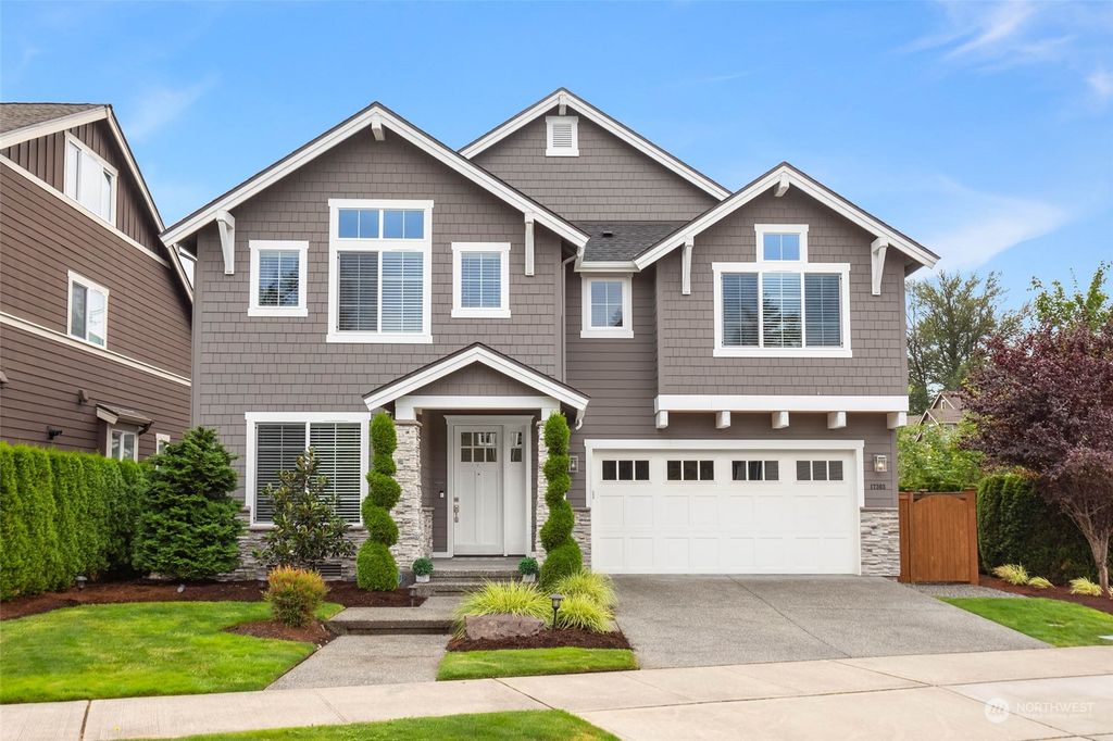 Photo of 17303 NE 123rd Way, Redmond, WA 98052 (MLS # 2161593)