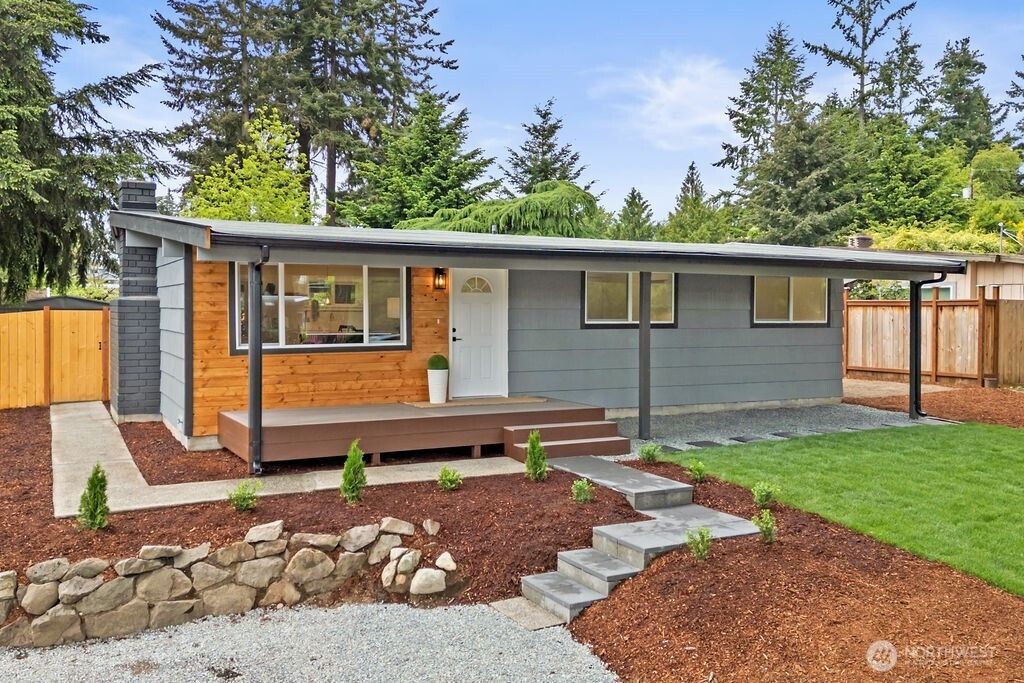 Photo of 20115 Des Moines Memorial Drive, Seattle, WA 98198 (MLS # 2373413)