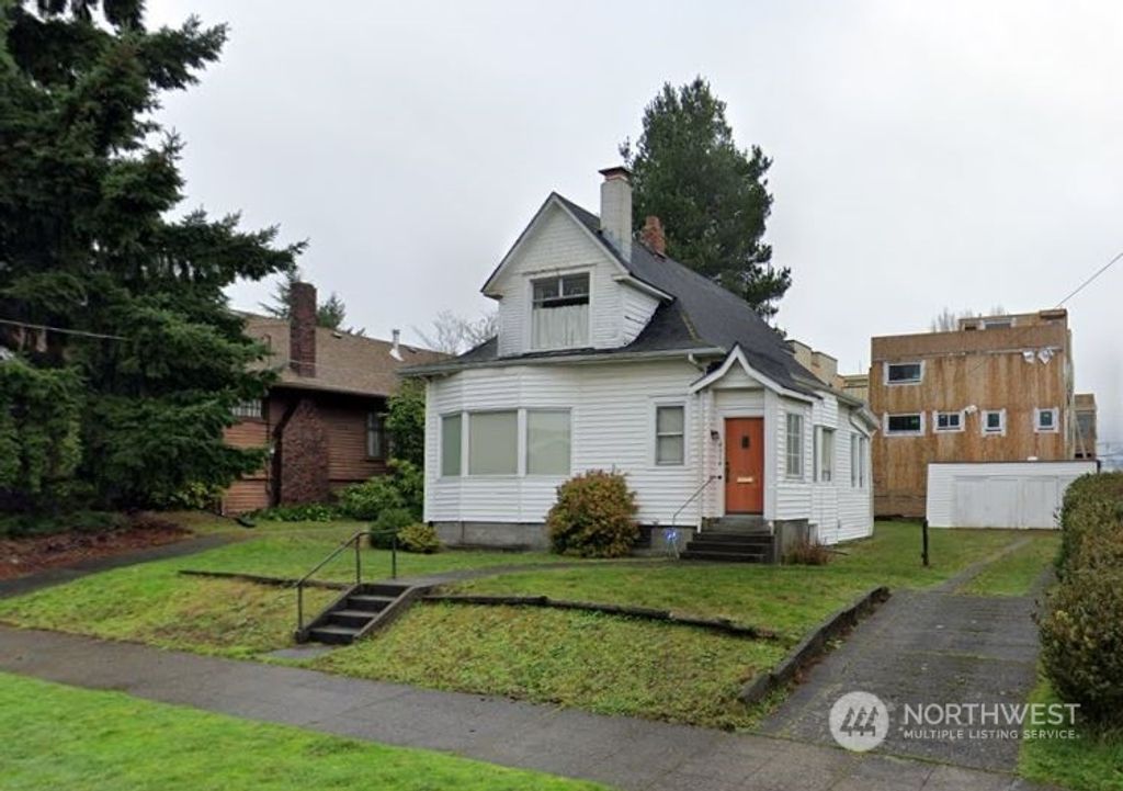 Photo of 4514 Corliss Avenue N, Seattle, WA 98103 (MLS # 2231314)