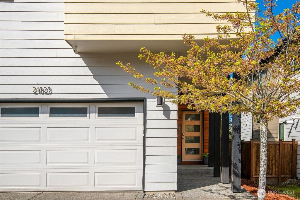 Photo of 21825 131st Place SE, Kent, WA 98031 (MLS # 2362821)