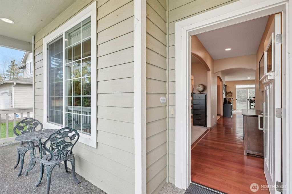 Photo of 6913 61st Drive NE, Marysville, WA 98270 (MLS # 2338845)