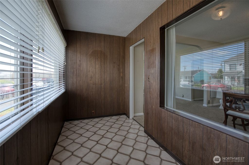 Photo of 1106 W Wishkah Street, Aberdeen, WA 98520 (MLS # 2461107)