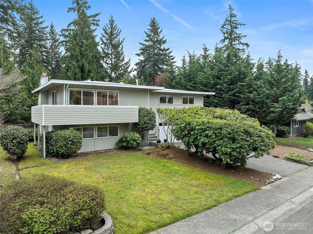 Photo of 14014 118th Avenue NE, Kirkland, WA 98034 (MLS # 2508894)