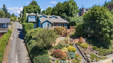 Photo of 6234 NE 182nd Street, Kenmore, WA 98028 (MLS # 2494725)