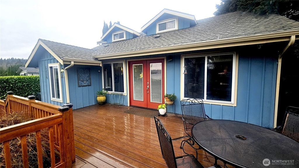 Photo of 6234 NE 182nd Street, Kenmore, WA 98028 (MLS # 2494725)