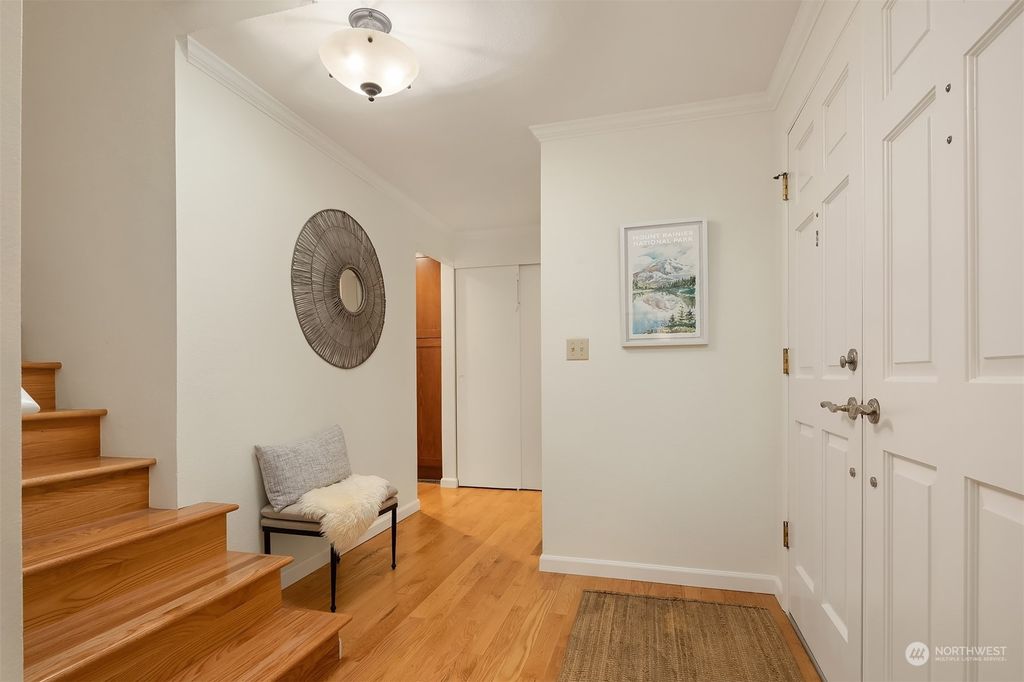 Photo of 14120 SE 50th Street, Bellevue, WA 98006 (MLS # 2192725)