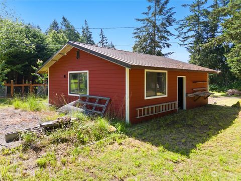 A home in Oak Harbor