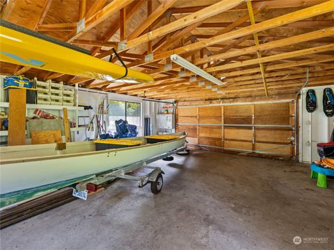 A home in Oak Harbor