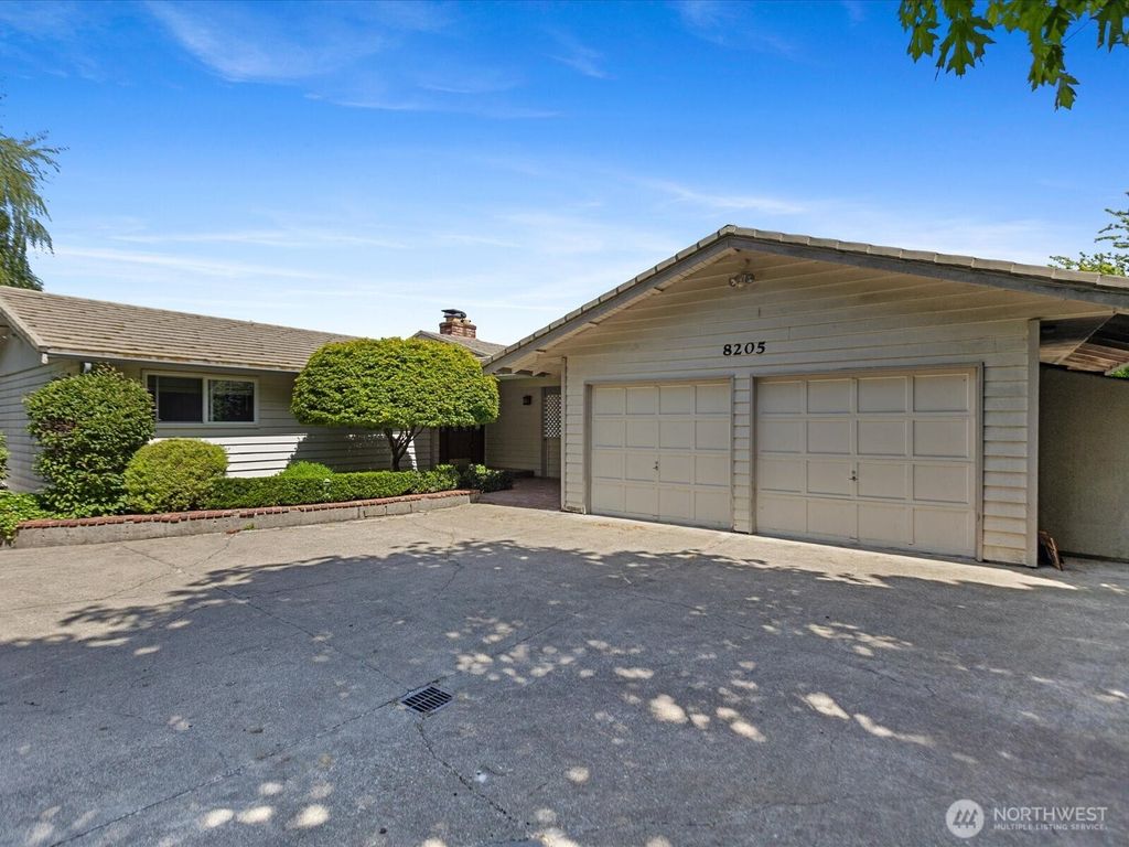 Photo of 8205 S 123rd Place, Seattle, WA 98178 (MLS # 2373282)