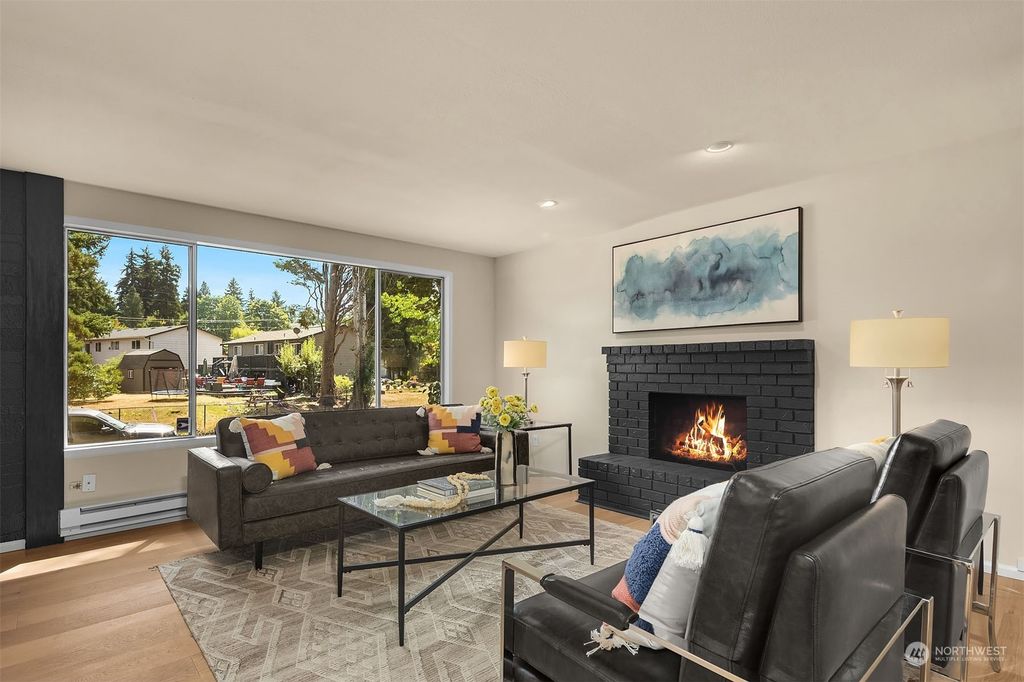 Photo of 13411 123rd Avenue NE, Kirkland, WA 98034 (MLS # 2145651)