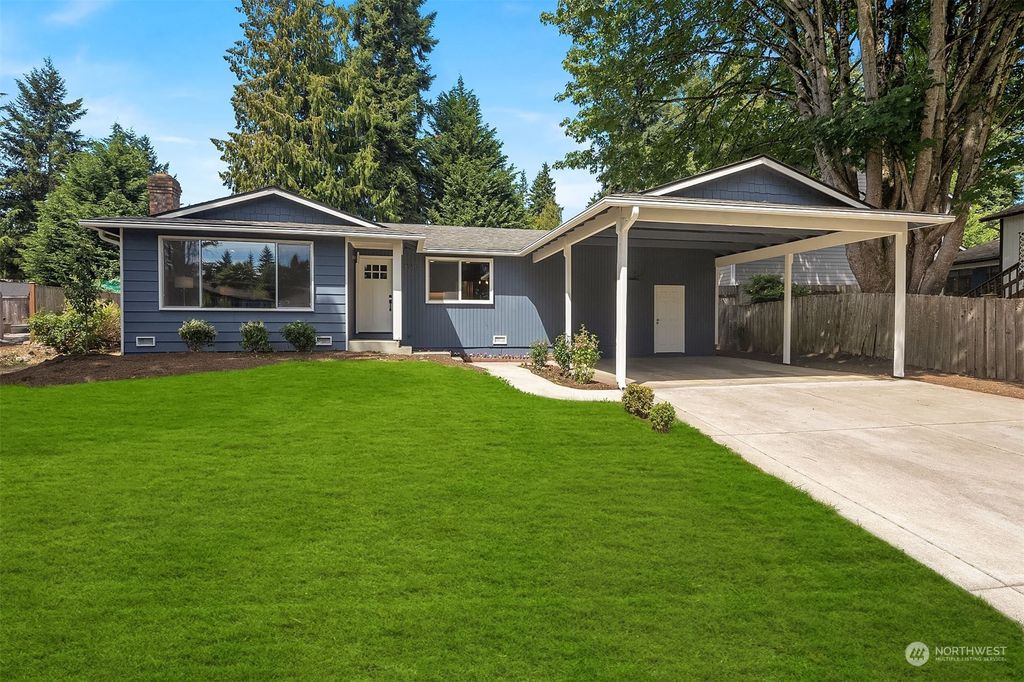 Photo of 13411 123rd Avenue NE, Kirkland, WA 98034 (MLS # 2145651)