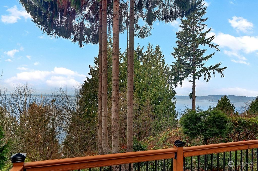 Photo of 15920 72nd Avenue W, Edmonds, WA 98026 (MLS # 2021574)