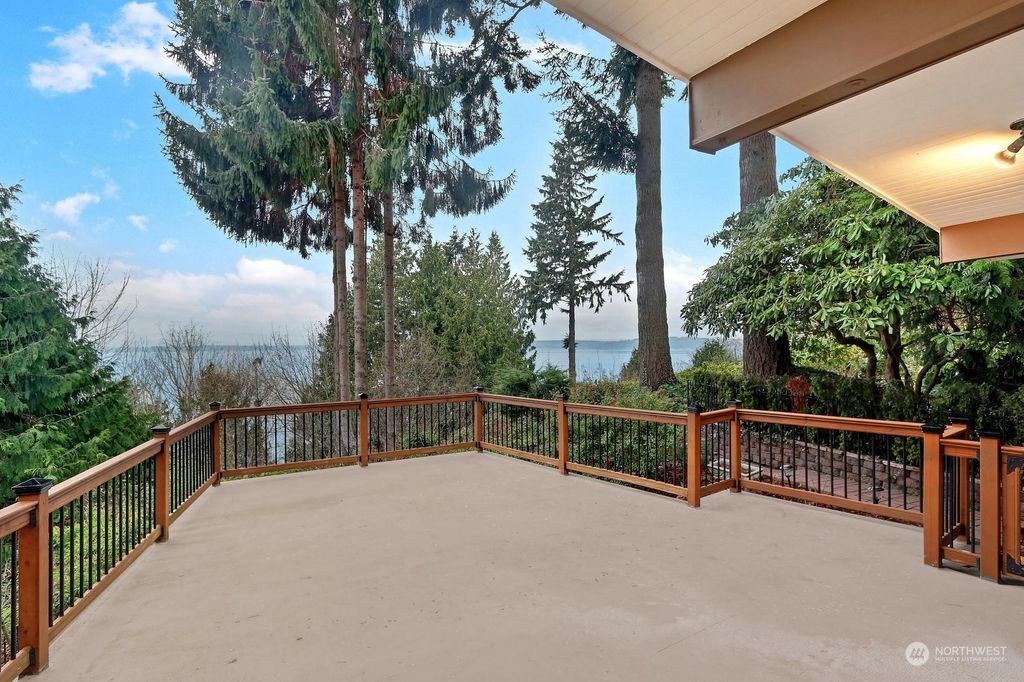 Photo of 15920 72nd Avenue W, Edmonds, WA 98026 (MLS # 2021574)