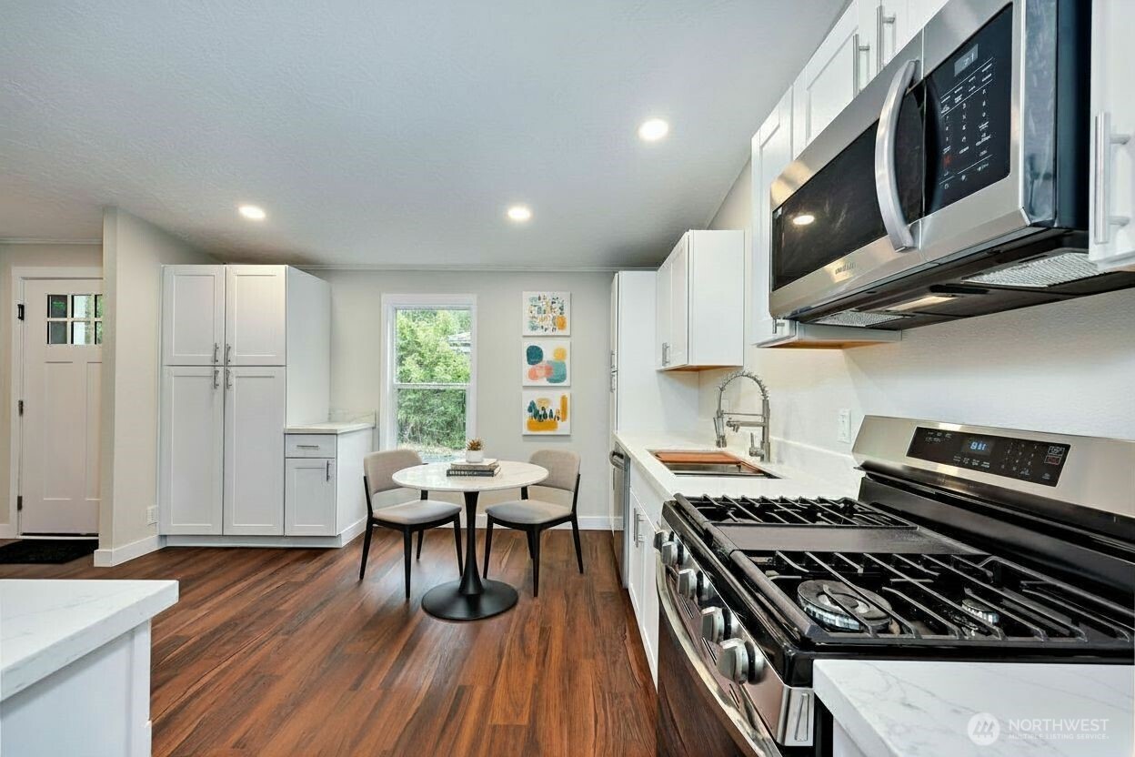 2020 NE NE Tahuya River Drive