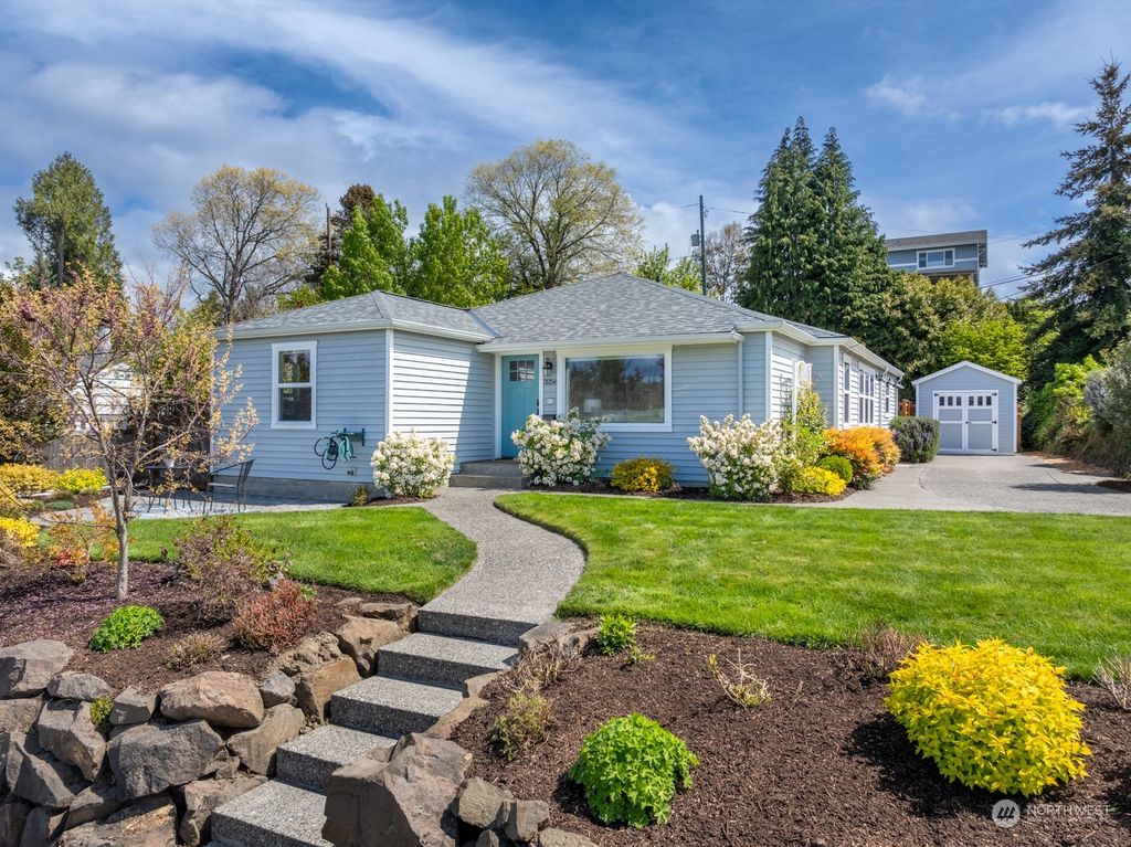 Photo of 3256 46th Avenue SW, Seattle, WA 98116 (MLS # 2227677)