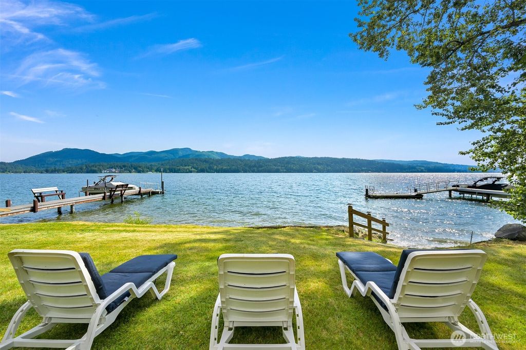 Photo of 2940 Northshore Road, Bellingham, WA 98226 (MLS # 2448921)