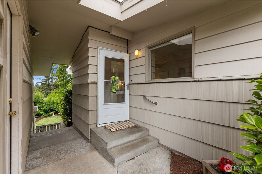 Photo of 8711 Bowdoin Way, Edmonds, WA 98026 (MLS # 2395116)