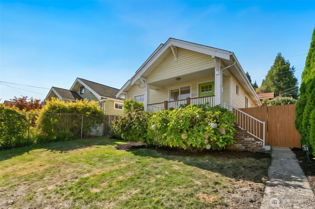 Photo of 5006 N Winnifred Street, Ruston, WA 98407 (MLS # 2443573)